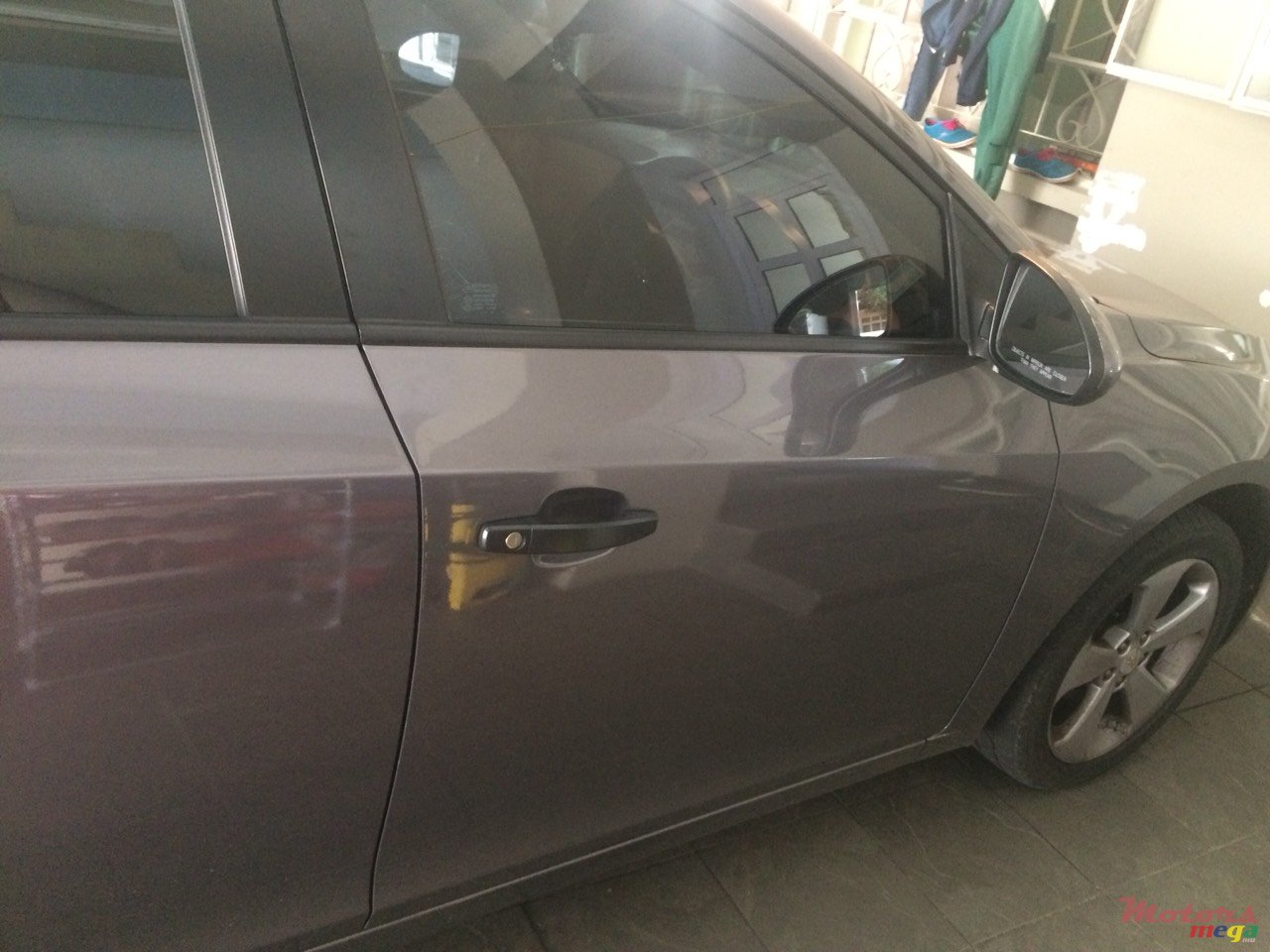 2012' Chevrolet Cruze photo #3