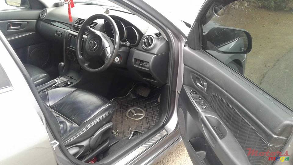2005' Mazda 3 Sports Package photo #3