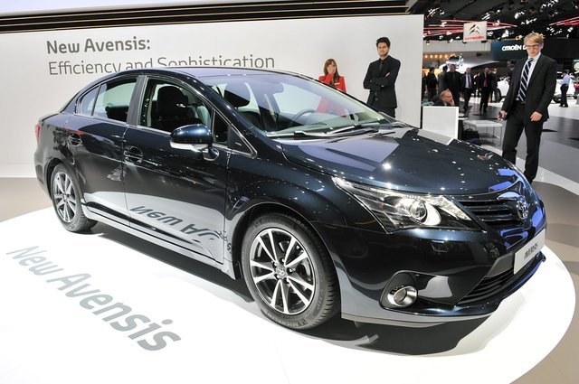 2012 Toyota Avensis is a Japanese people's car for the European masses