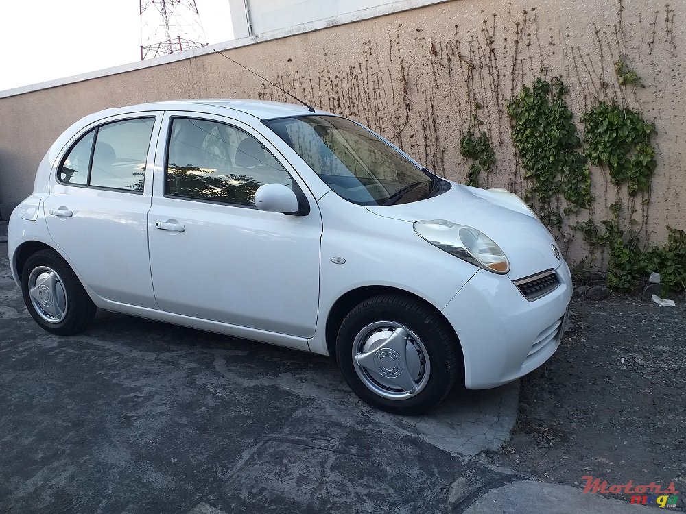 2009' Nissan March AK12 photo #2
