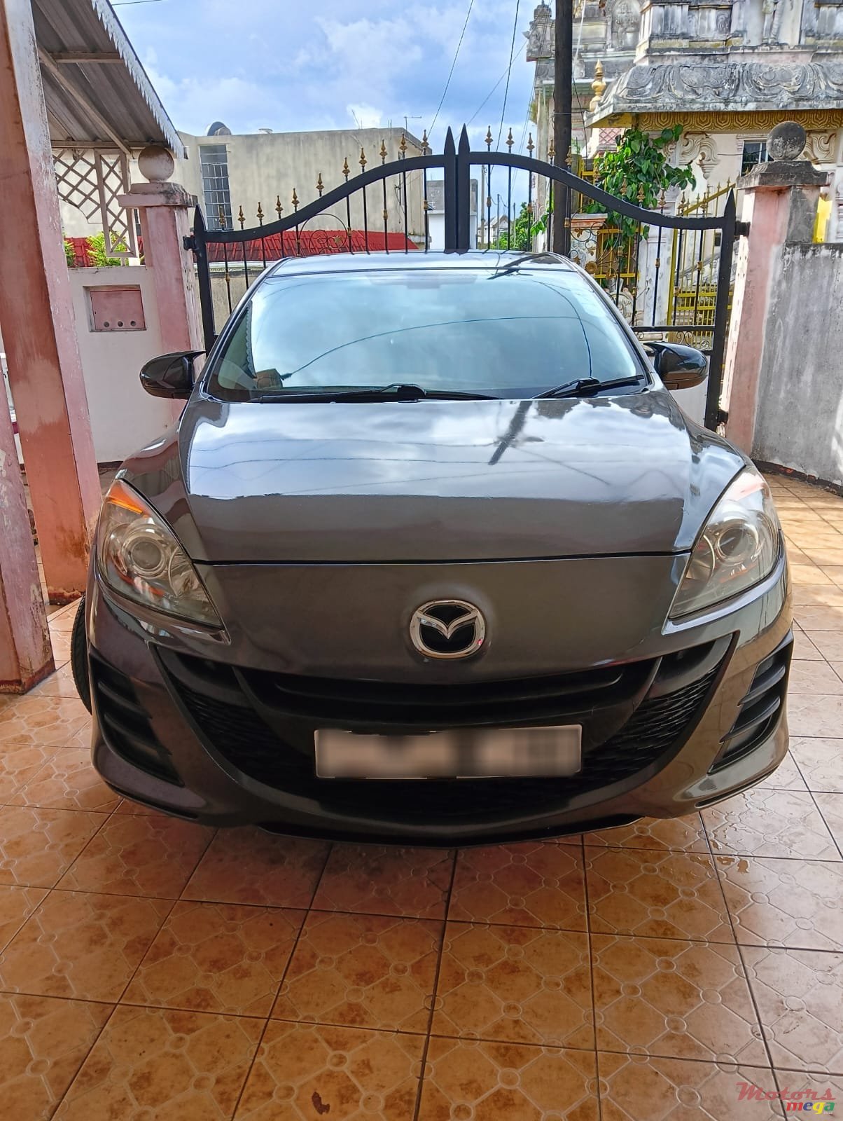 2010' Mazda 3 photo #1