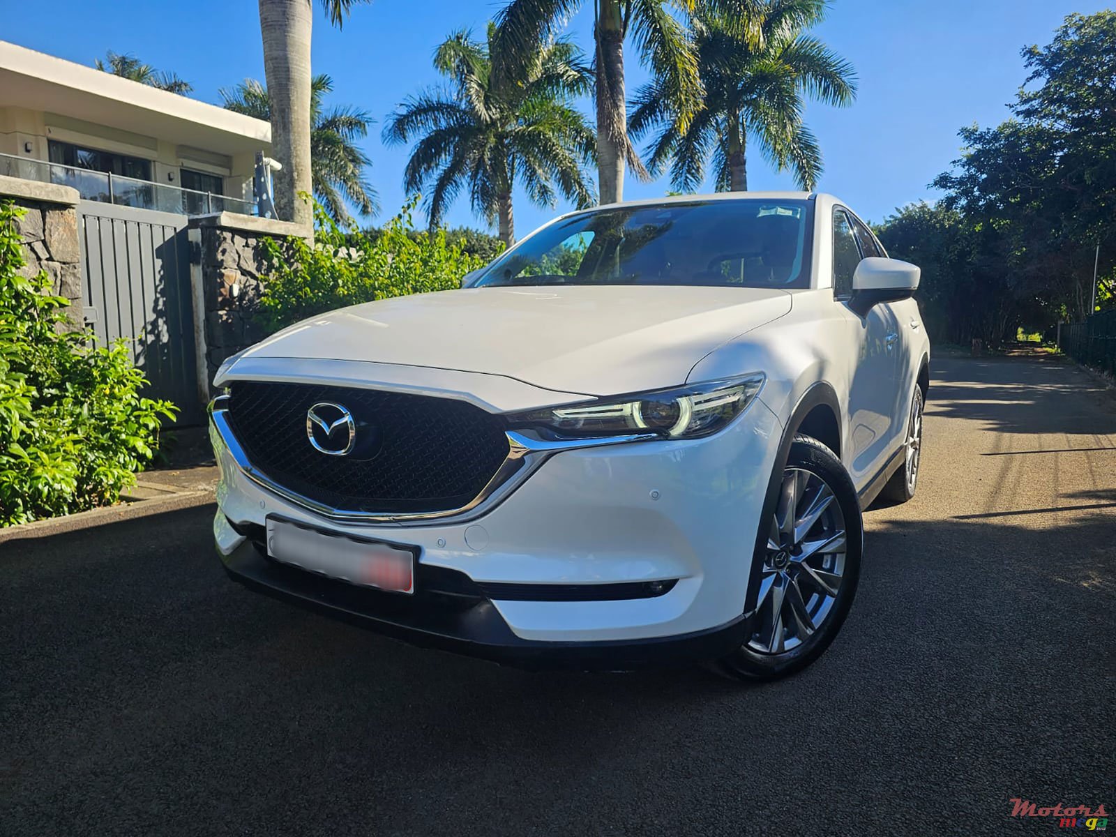 2020' Mazda CX-5 Skyactiv 2.0 photo #1