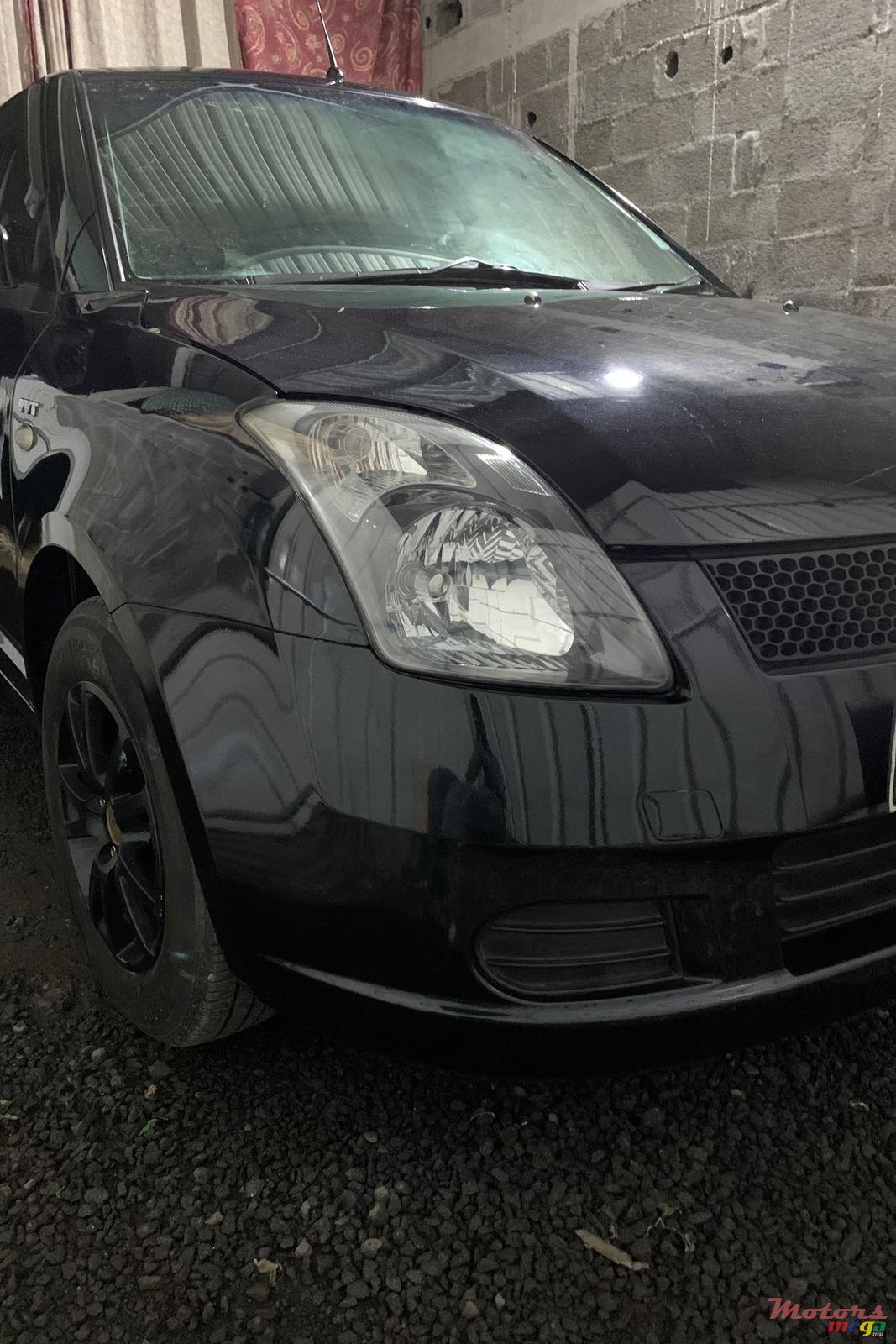 2008' Suzuki Swift photo #2