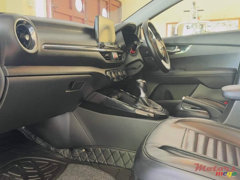 2020' Kia Cerato photo #6