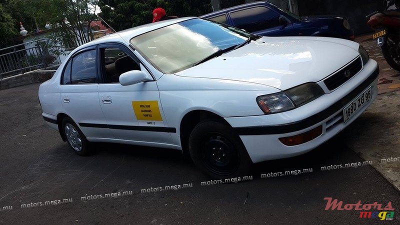 1995' Toyota Corona photo #1