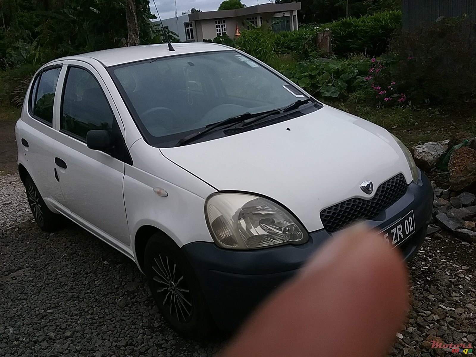 2002' Toyota photo #1