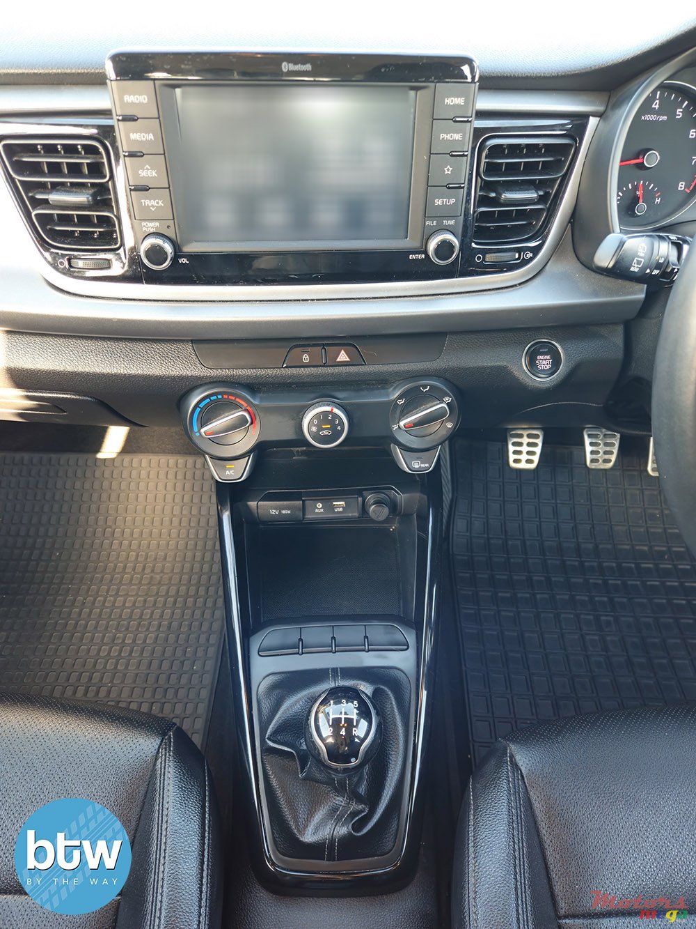 2018' Kia Rio photo #7