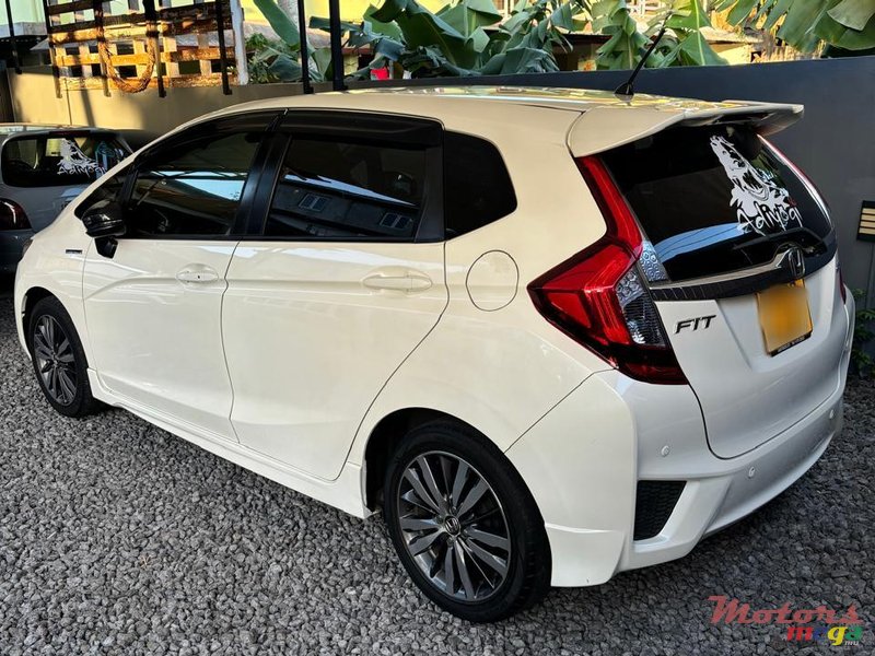 2014' Honda Fit RS photo #3