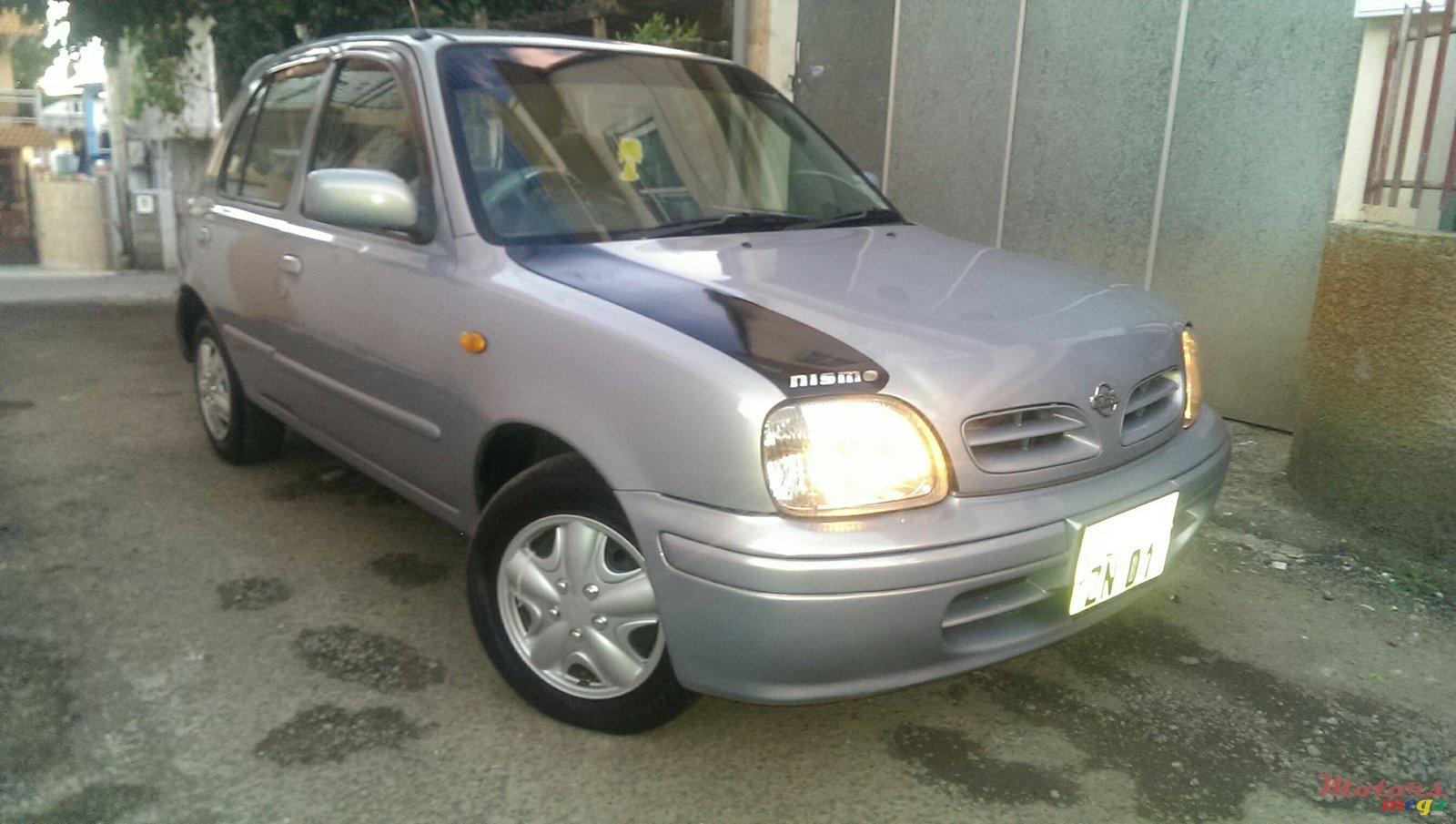 2001' Nissan March photo #1