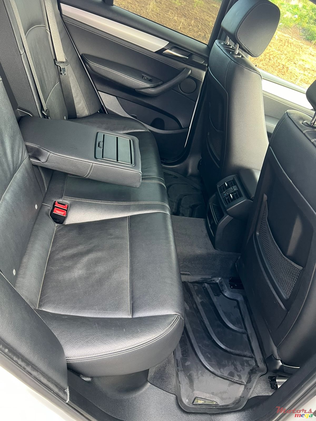 2016' BMW X6 photo #6