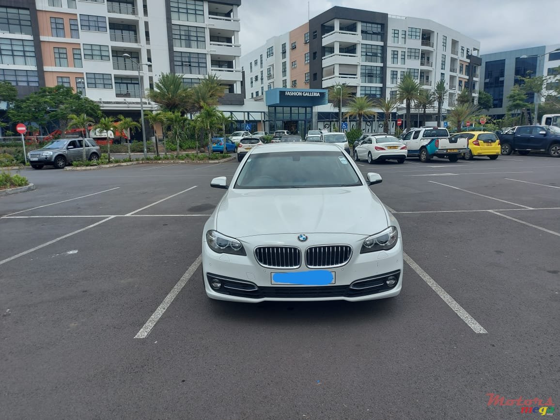 2014' BMW 528 photo #3