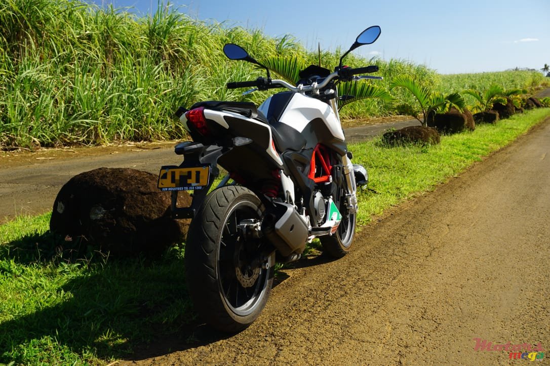 2017' Benelli Tnt25 photo #1