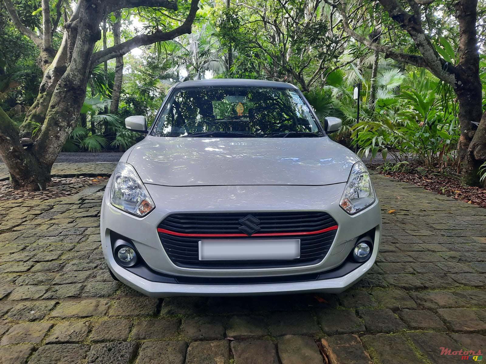 2021' Suzuki Swift photo #1