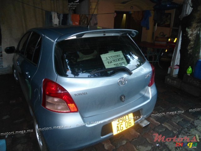 2006' Toyota Yaris photo #1
