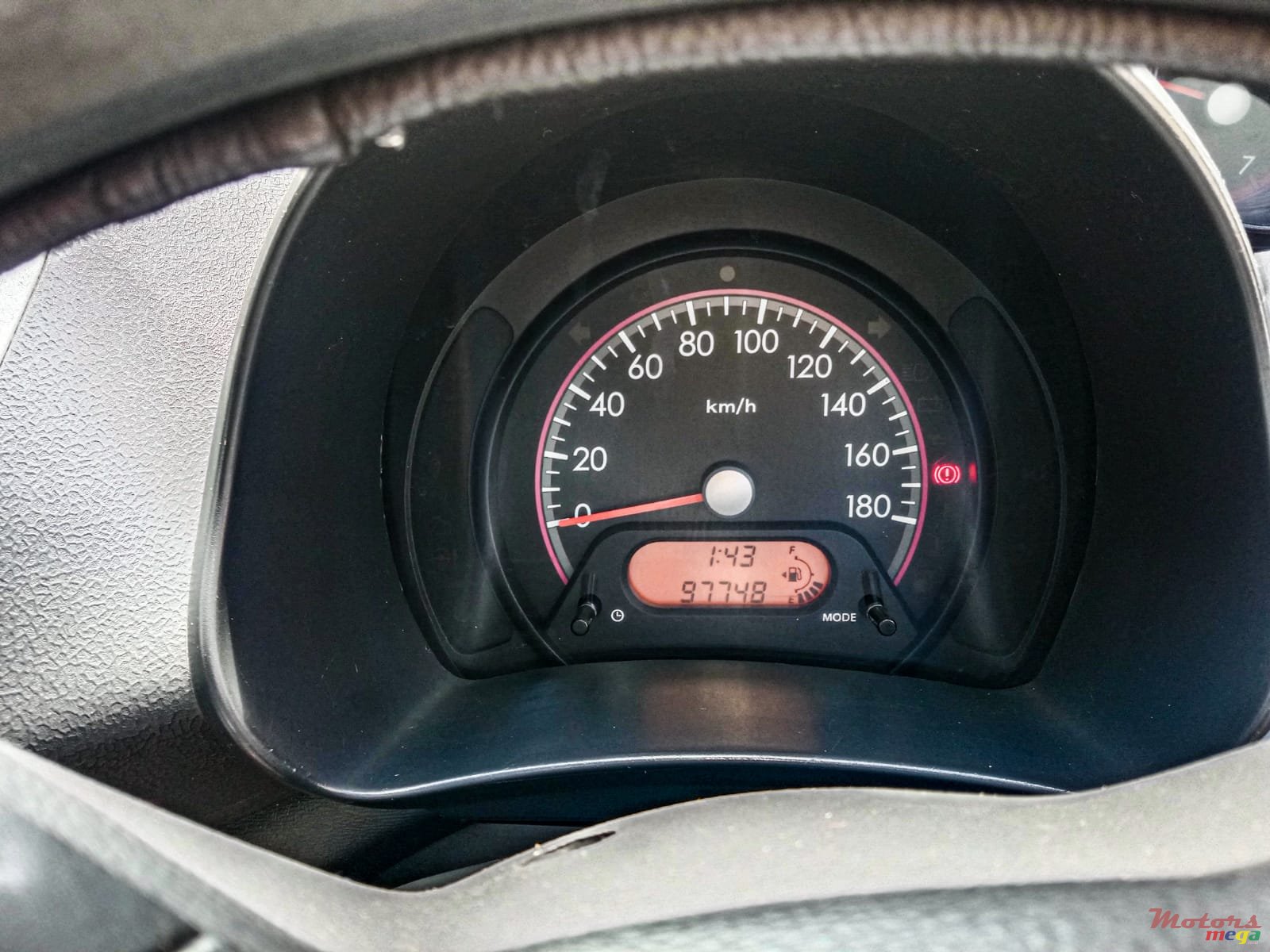 2013' Suzuki Celerio photo #7