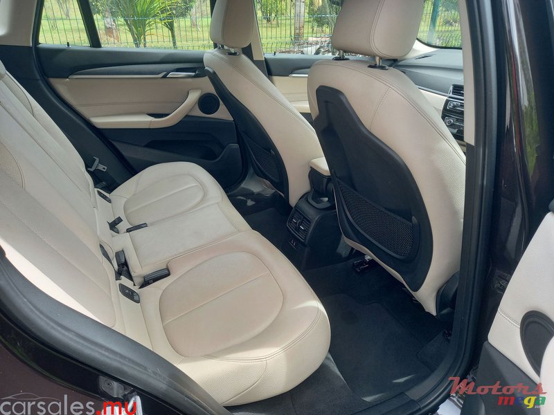 2019' BMW X1 SDRIVE 18i X Line 1.5 photo #5