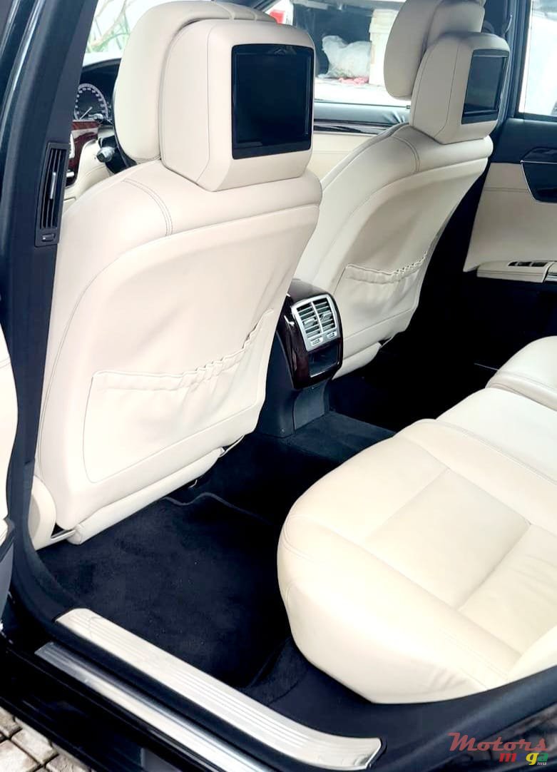 2012' Mercedes-Benz S 350 photo #7