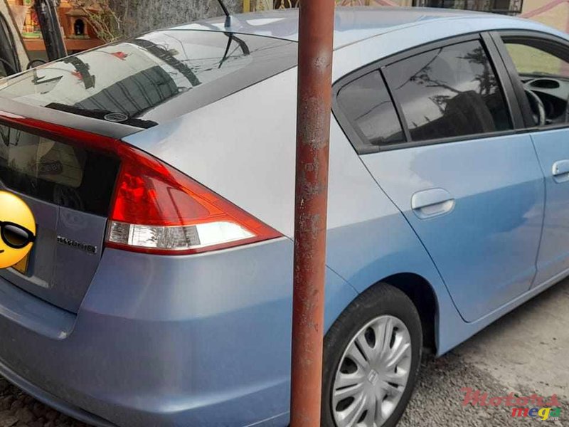 2010' Honda Insight photo #6