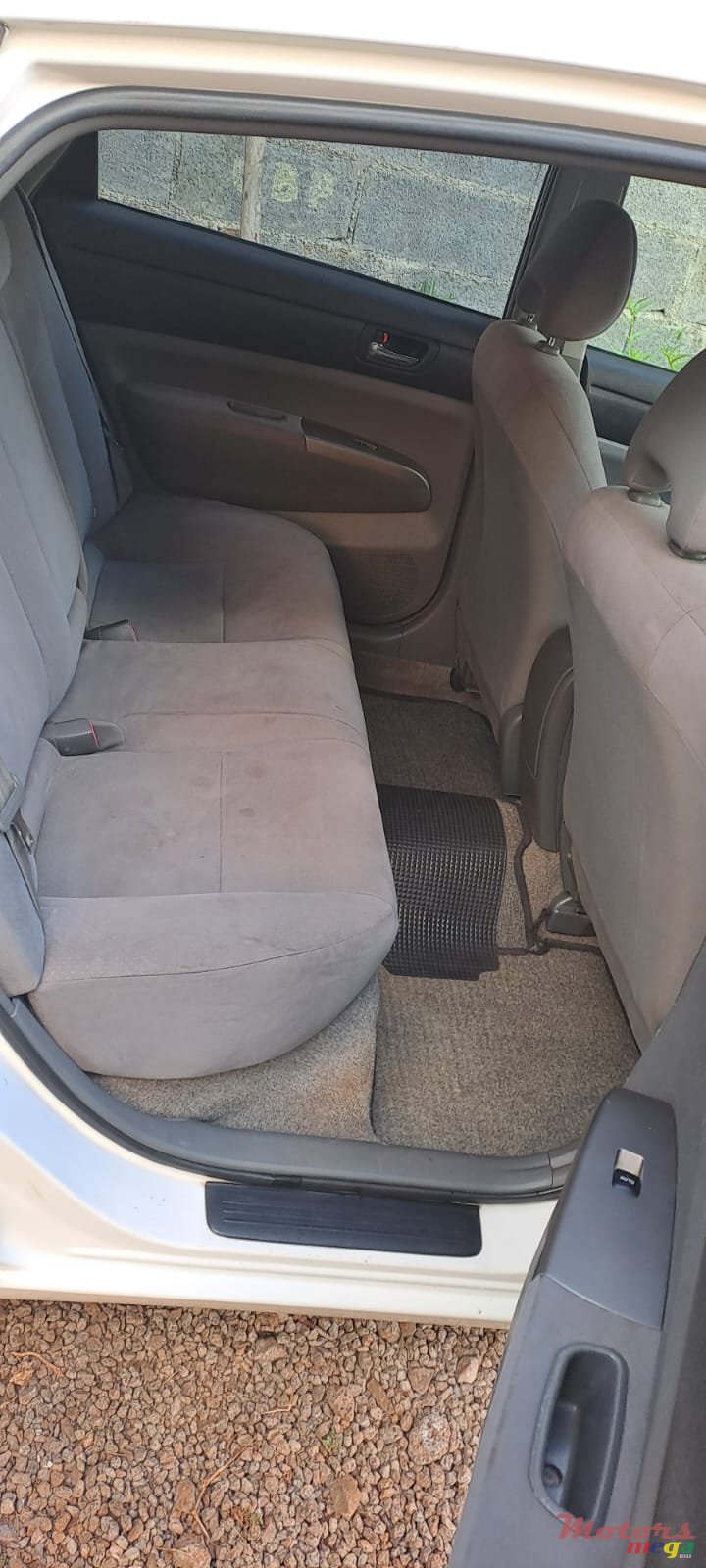 2009' Toyota Prius photo #4