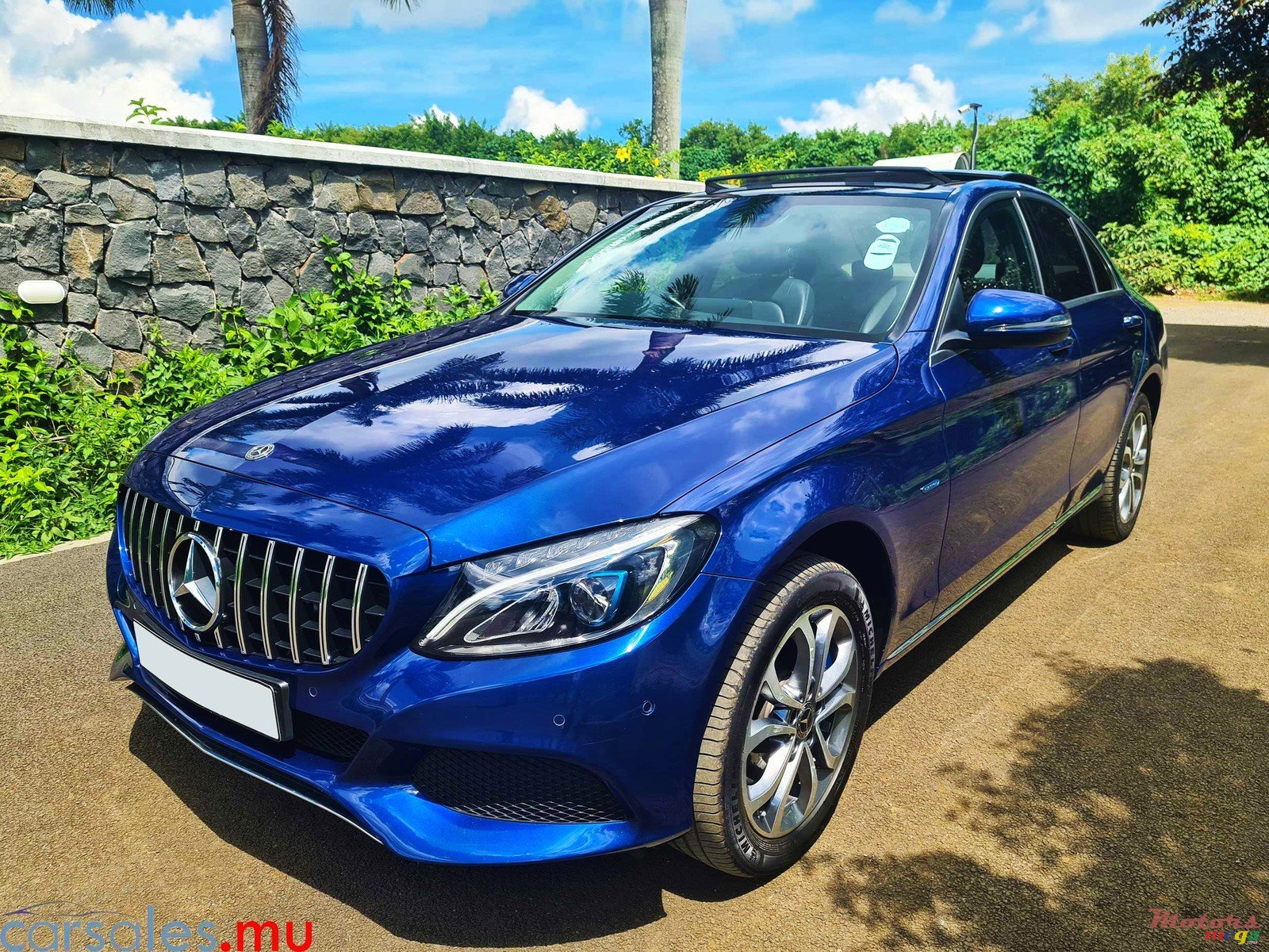 2017' Mercedes-Benz C350e Plug-In Hybrid photo #1