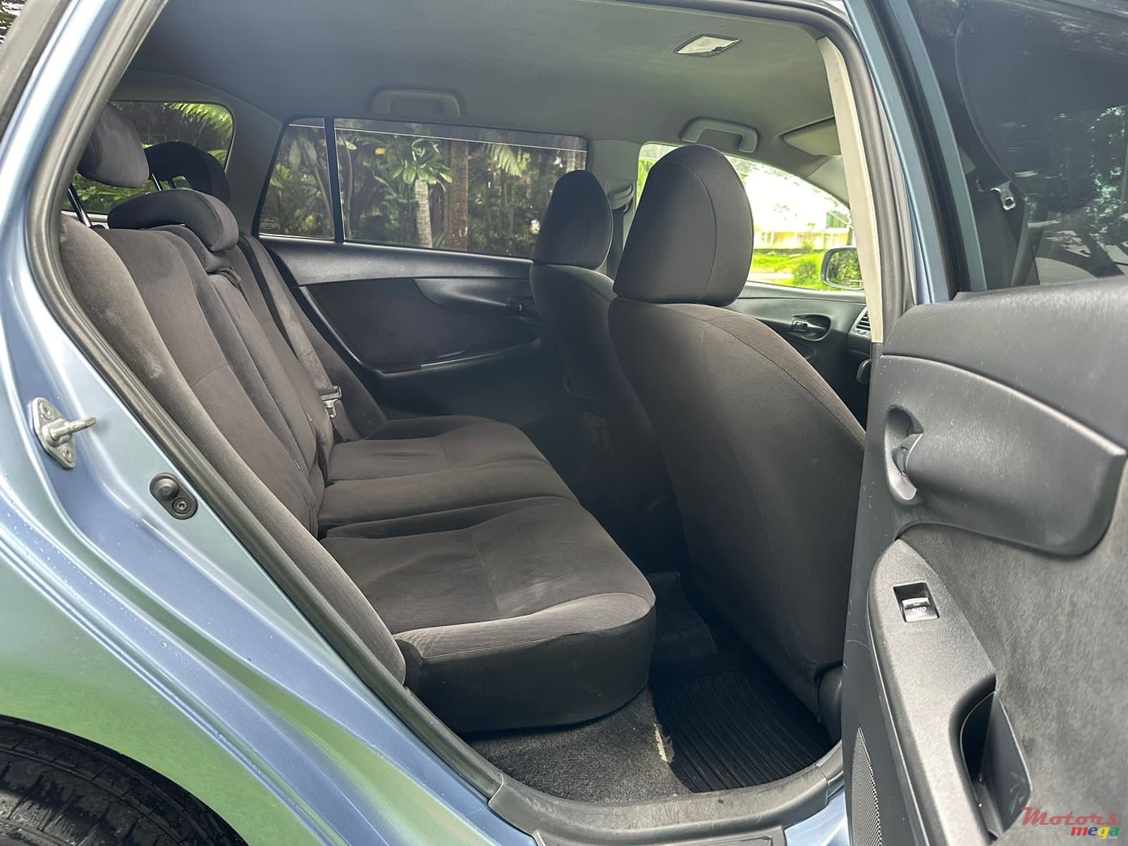 2008' Toyota Fielder photo #7