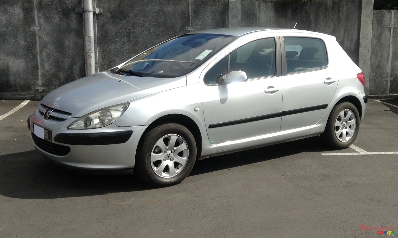 2005' Peugeot 307 photo #2