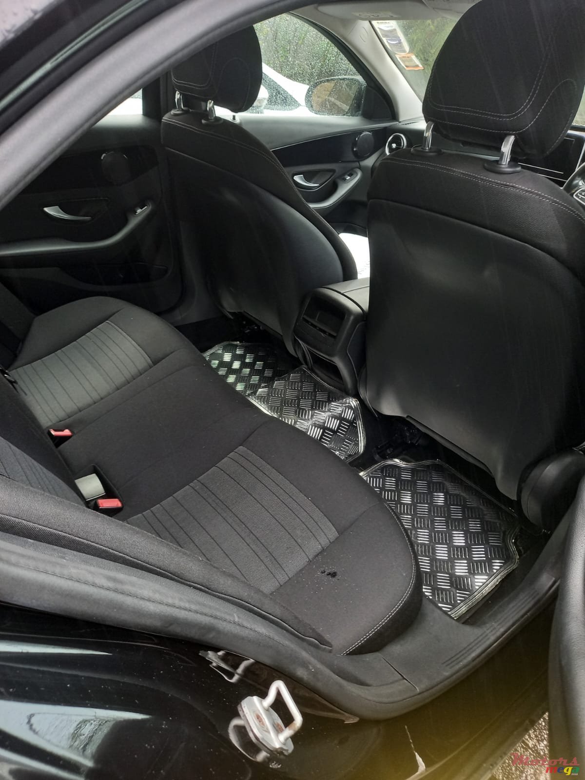 2016' Mercedes-Benz C 180 photo #4