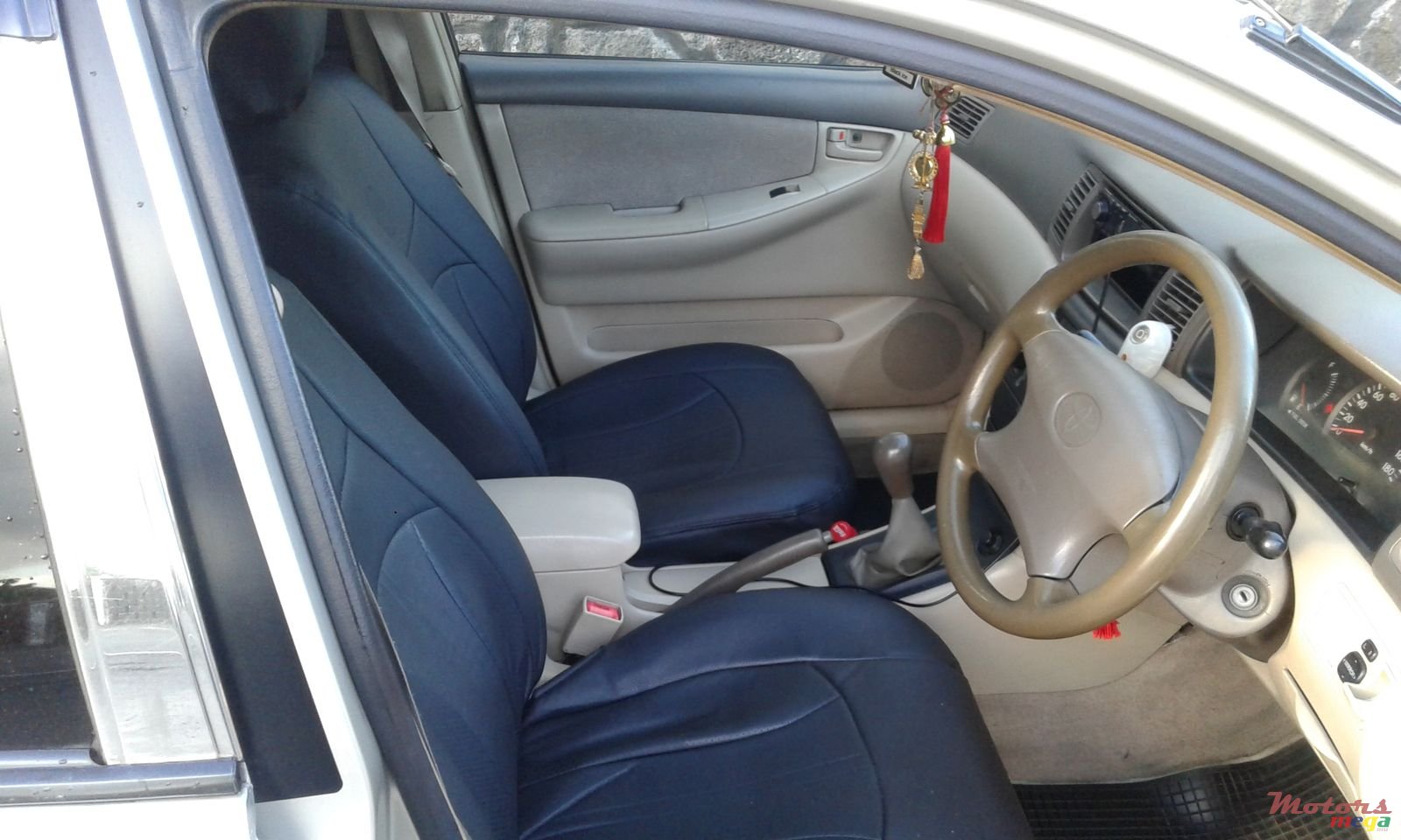 2001' Toyota Corolla photo #5