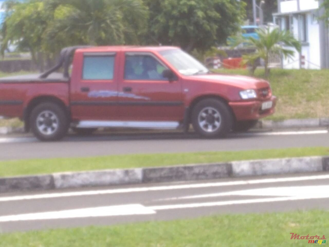 2004' Isuzu KB Series photo #1