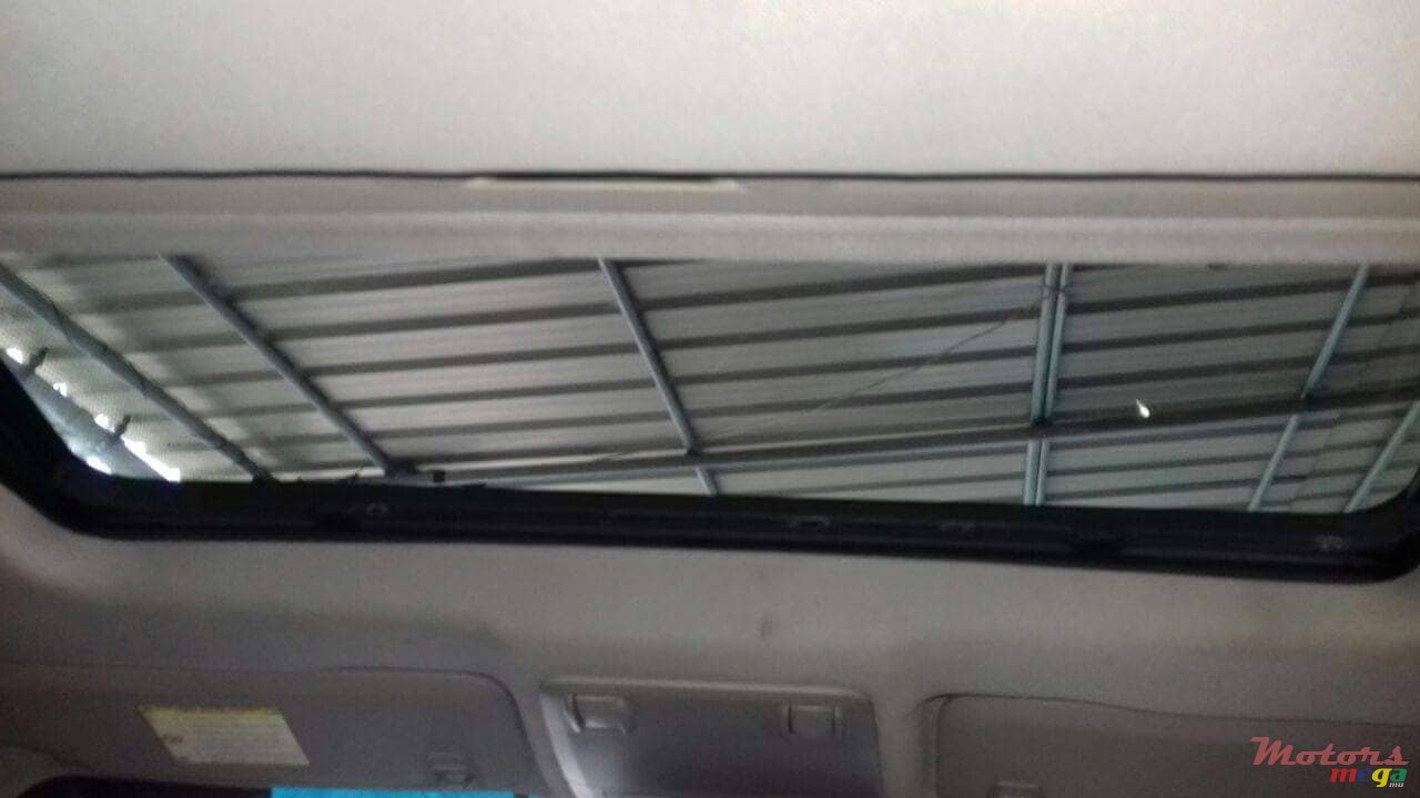 2011' Chevrolet Cruze LT photo #6