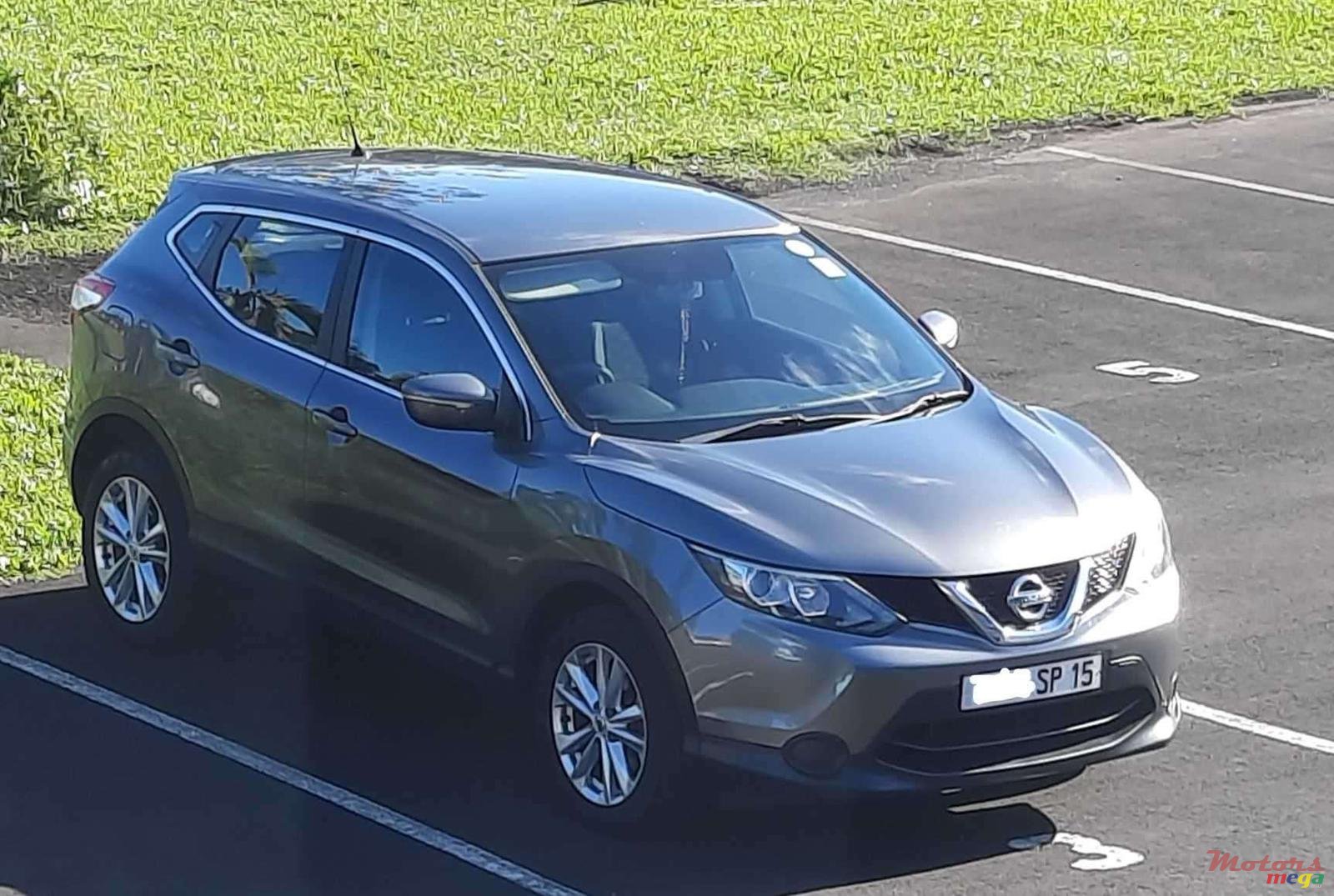 2015' Nissan Qashqai photo #1