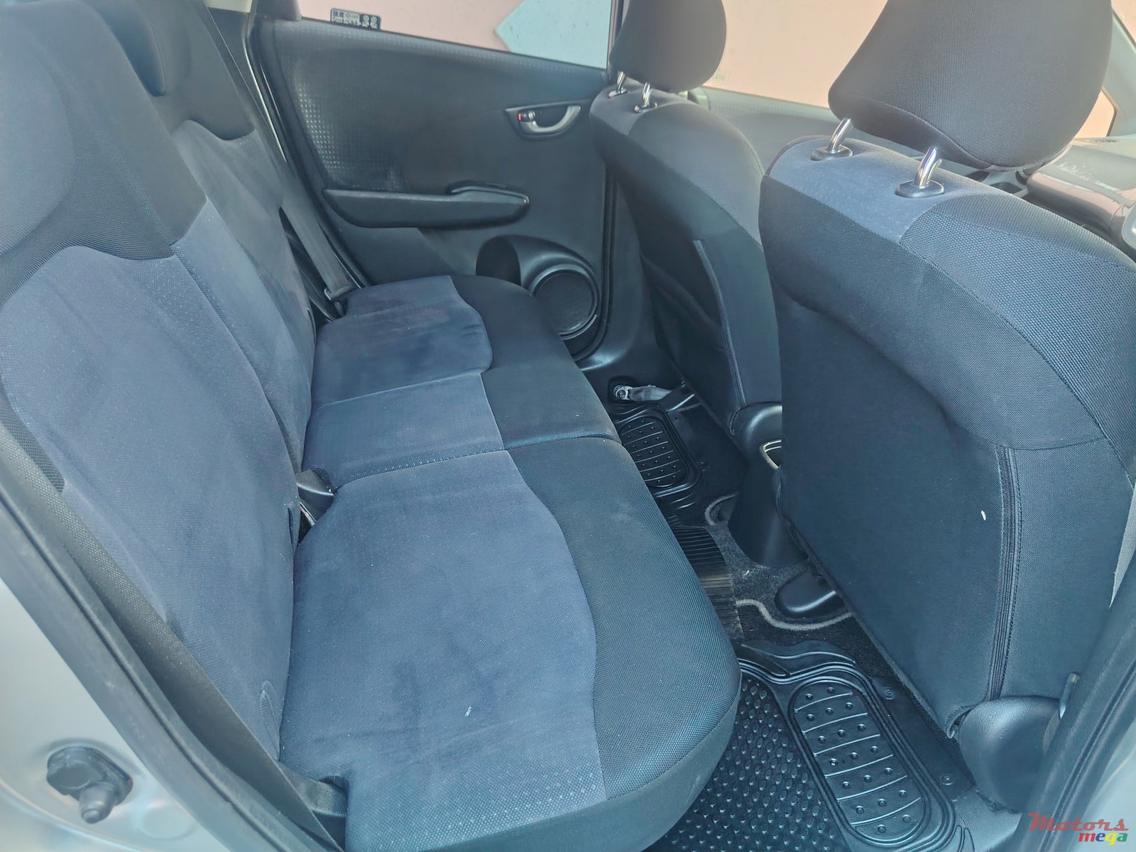 2010' Honda Fit 1330cc auto photo #4
