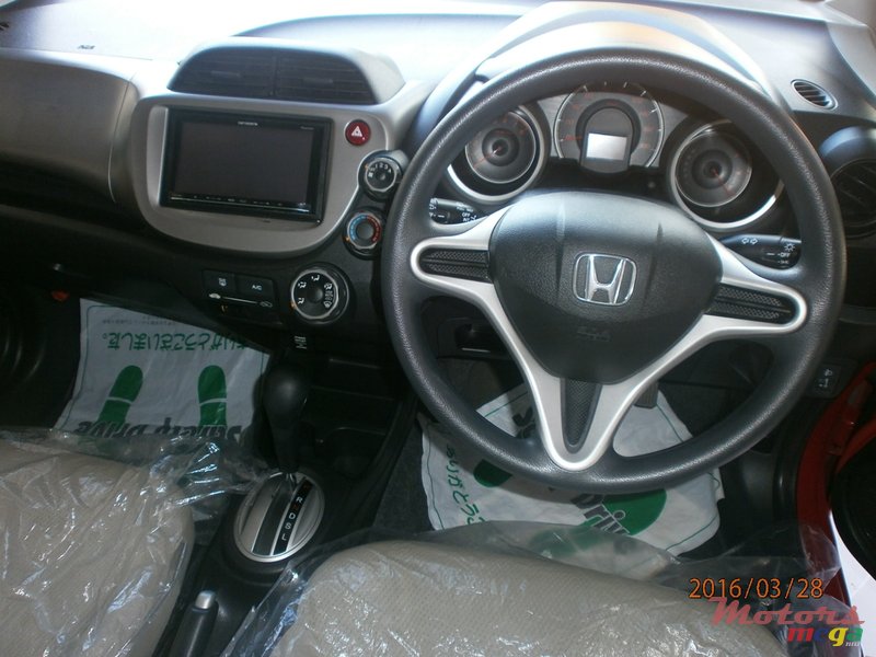 2012' Honda Fit fit photo #7