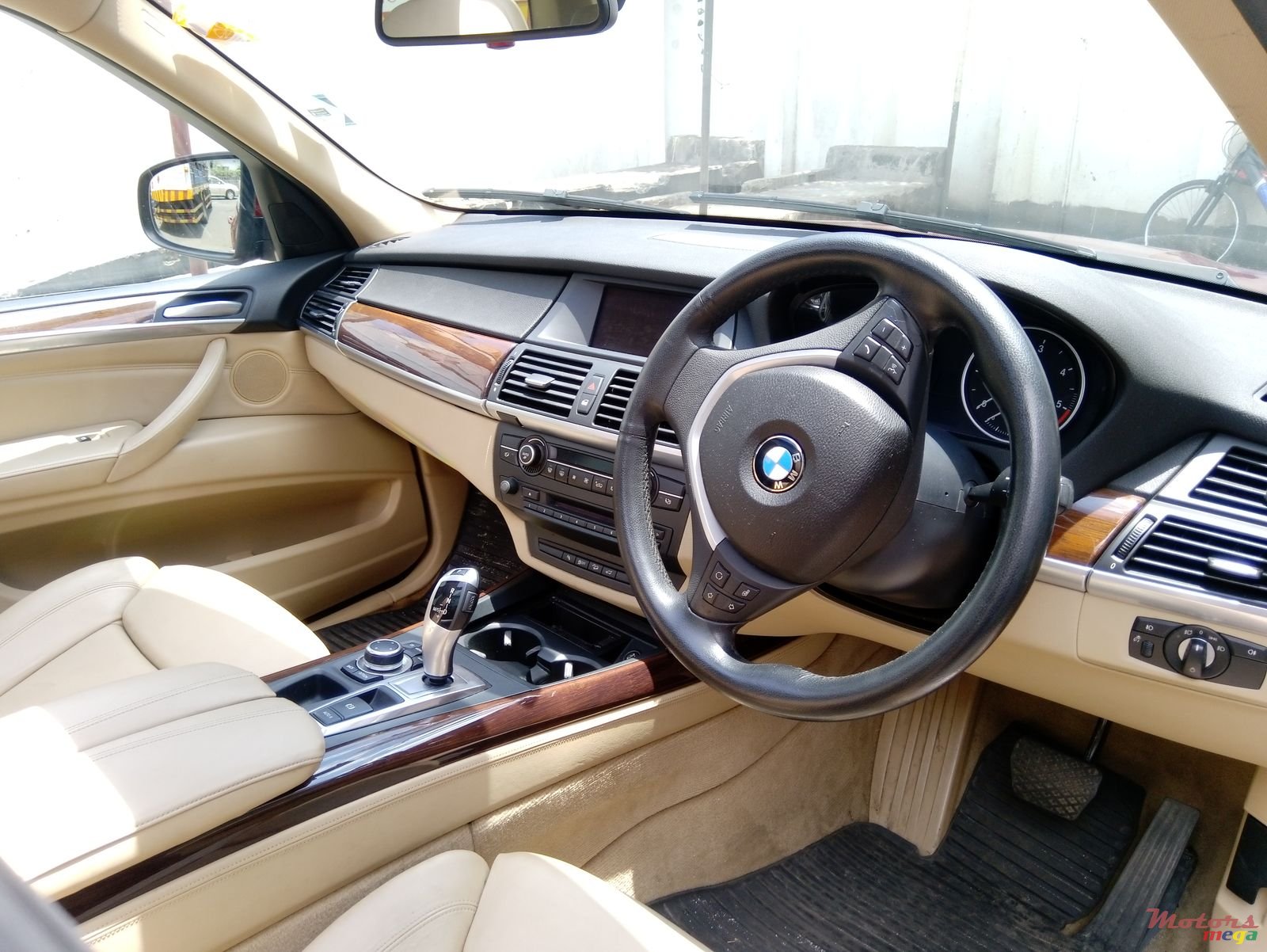 2010' BMW X5 photo #3
