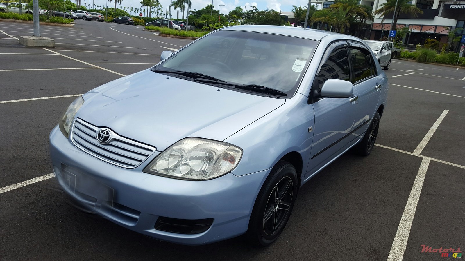 2005' Toyota Corolla photo #2