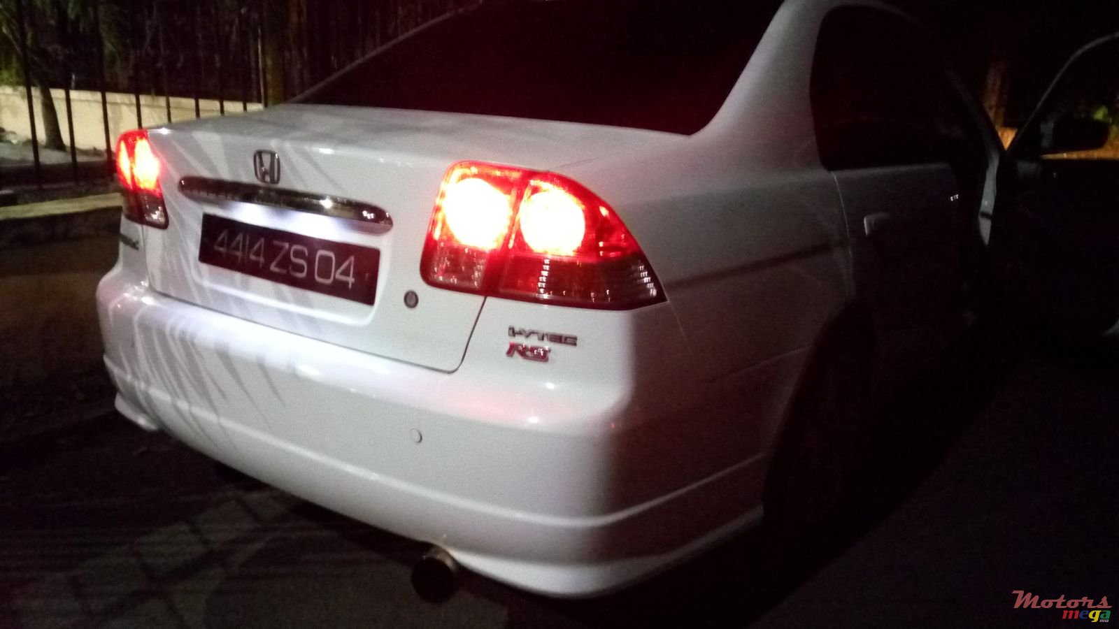 2004' Honda Civic ES5 photo #1