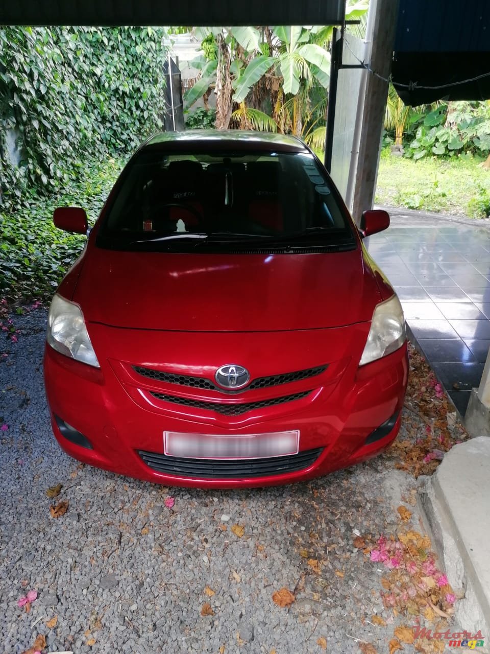 2008' Toyota Yaris photo #1