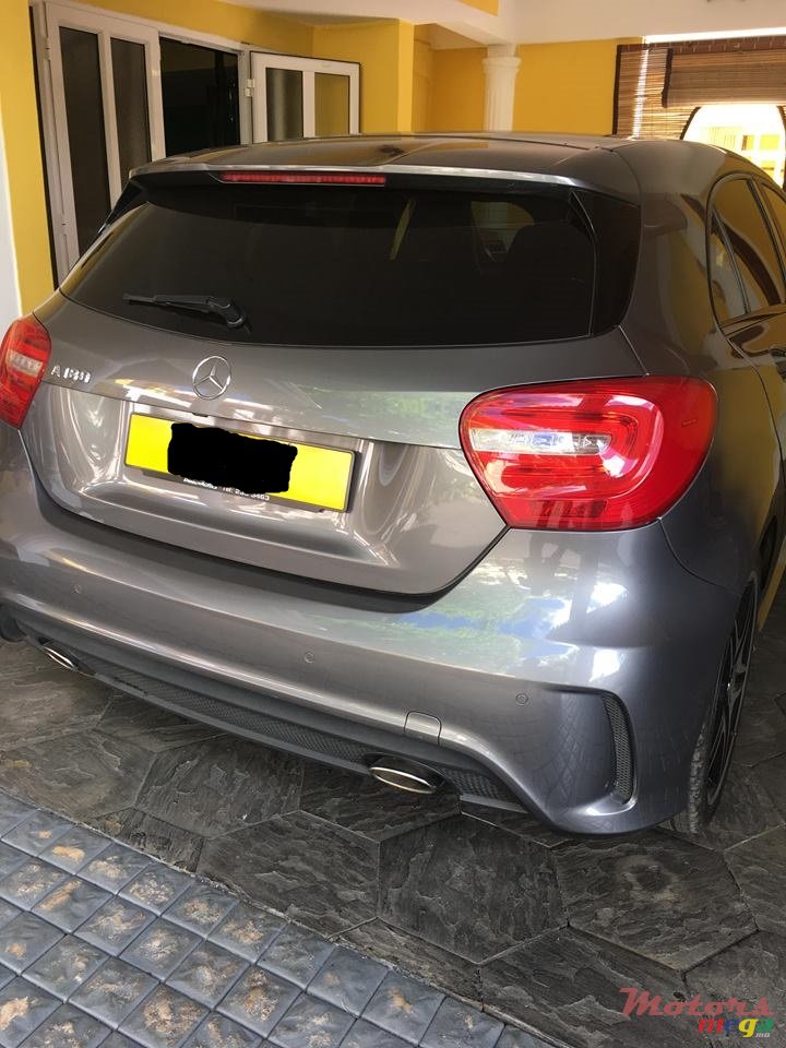 2013' Mercedes-Benz A 180 photo #3