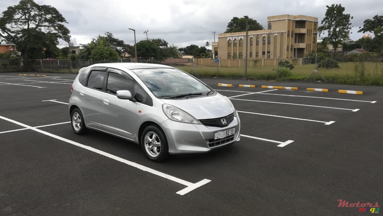 2013' Honda Fit photo #1