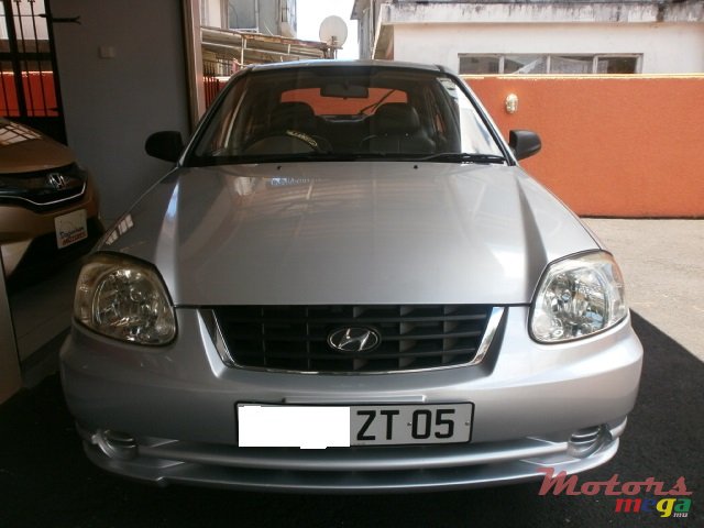 2005' Hyundai Accent photo #1