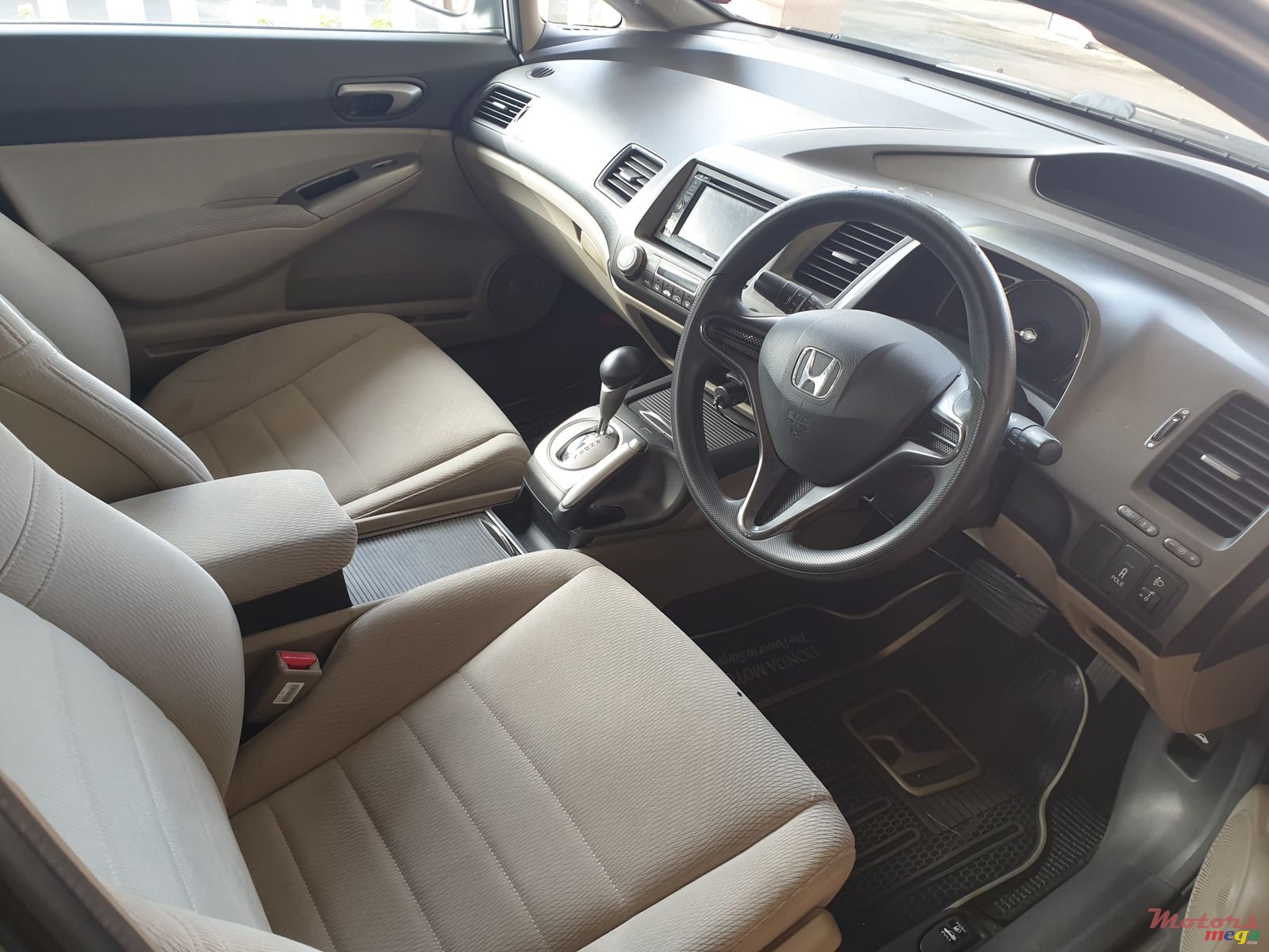 2011' Honda Civic photo #4