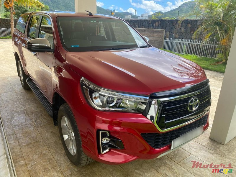 2019' Toyota Hilux Executive Automatic photo #4