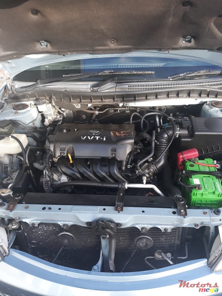 2003' Toyota photo #4