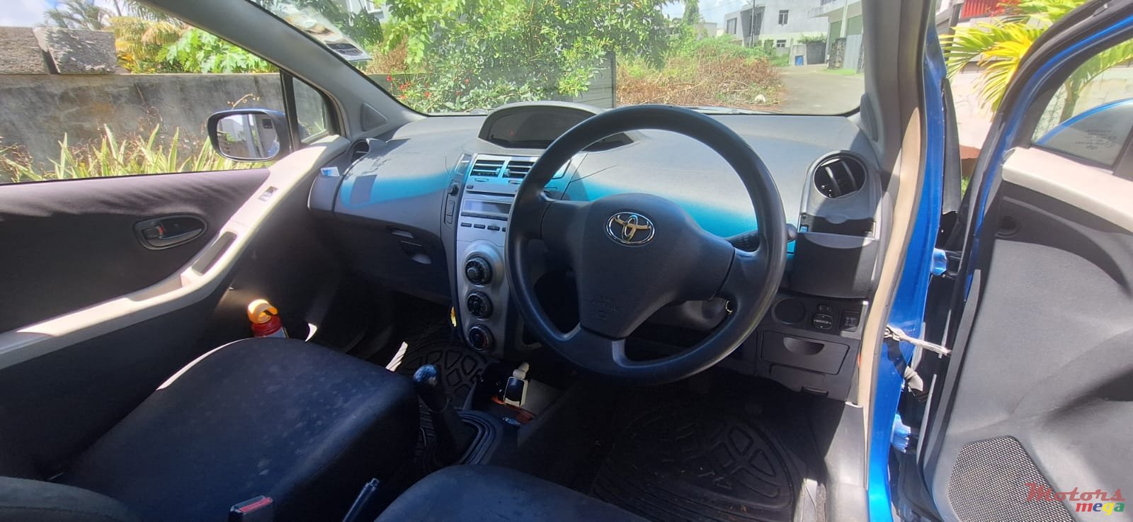 2007' Toyota Yaris photo #6