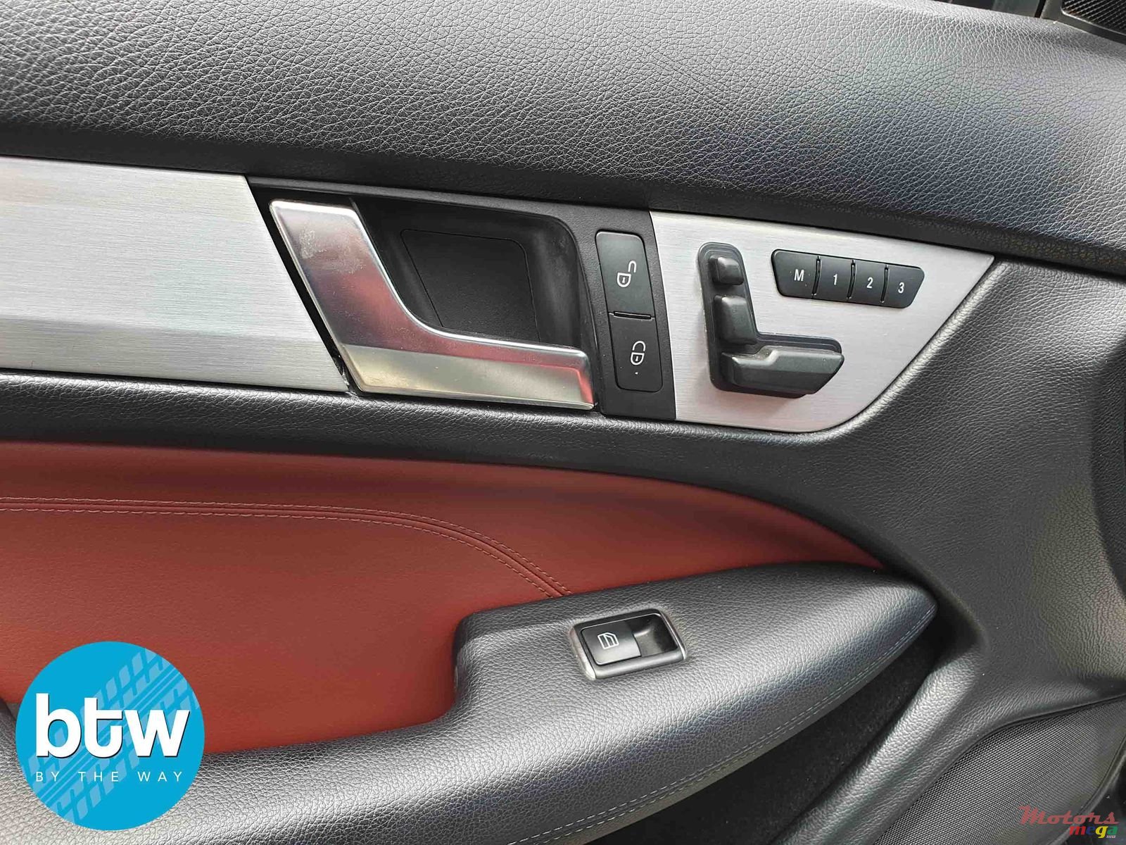 2016' Mercedes-Benz C-Class photo #4