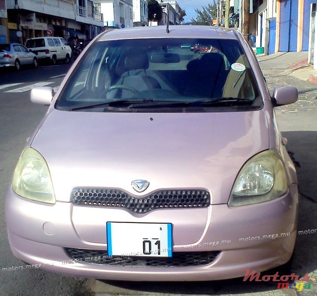 2001' Toyota photo #1