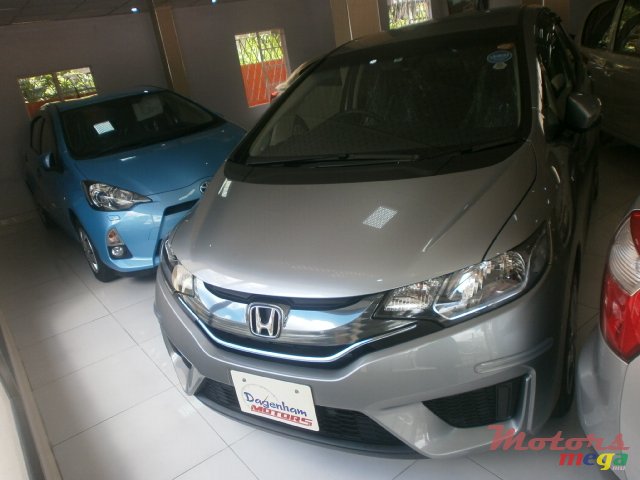 2014' Honda FR-V fit hybrid photo #1