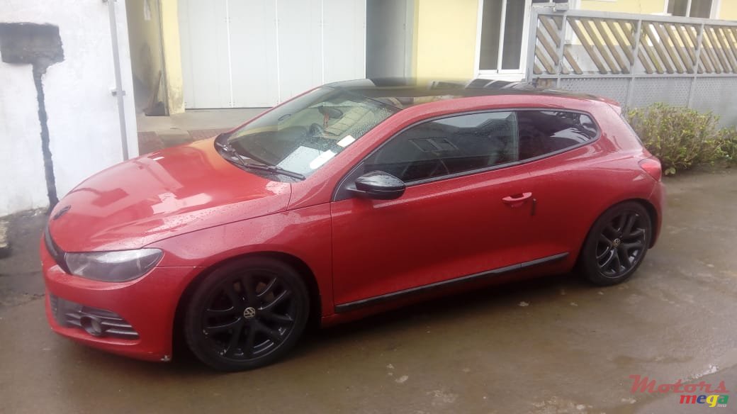 2011' Volkswagen Scirocco photo #5