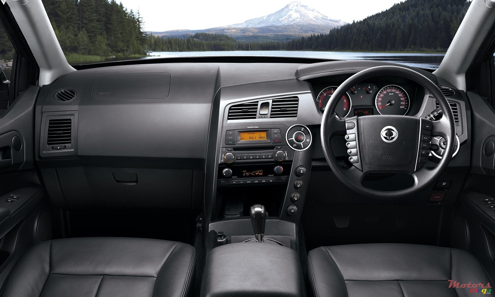 2014' SsangYong Actyon Sport photo #3