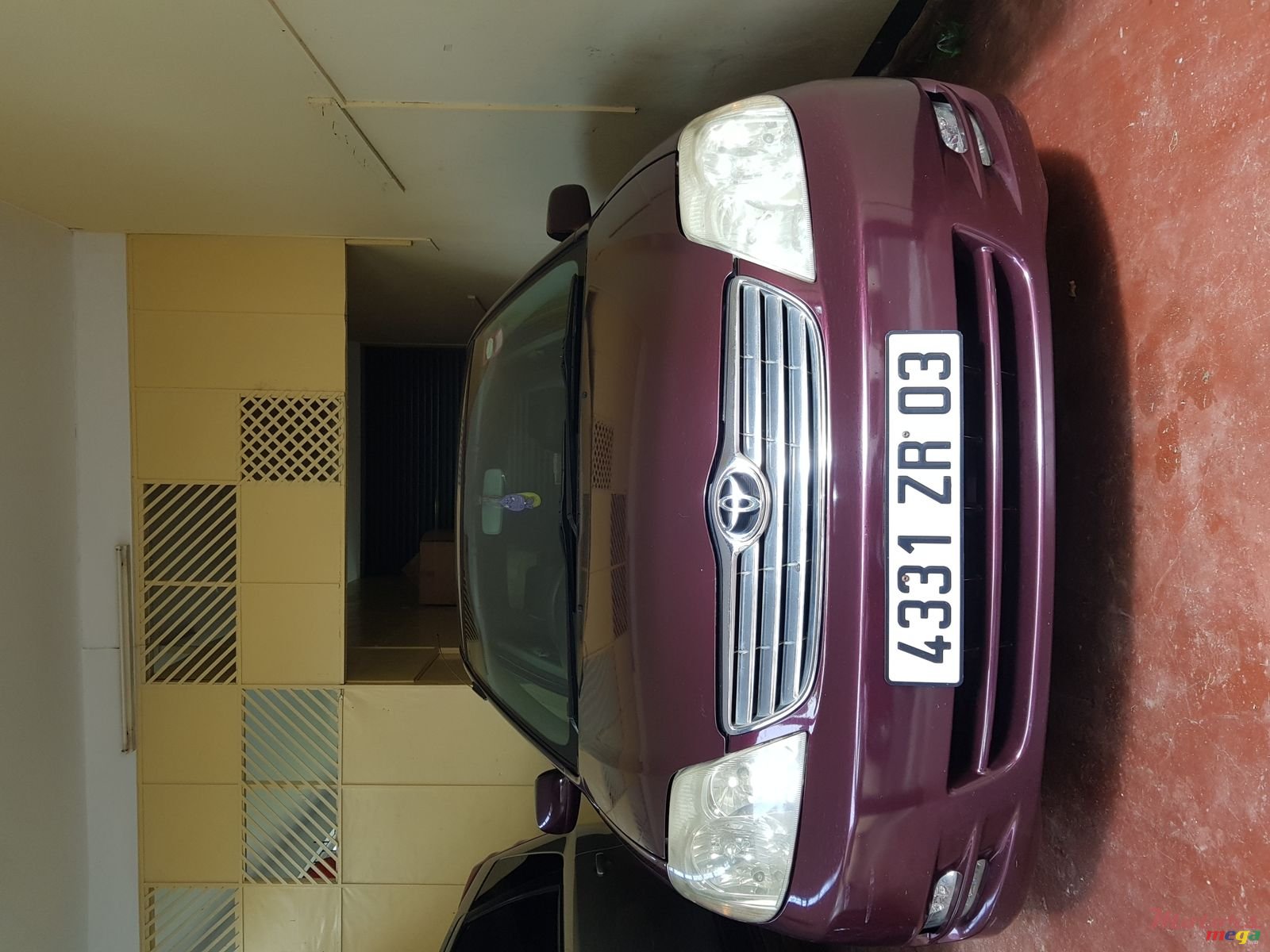 2003' Toyota Corolla photo #1